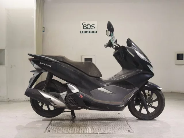 Honda PCX125-3