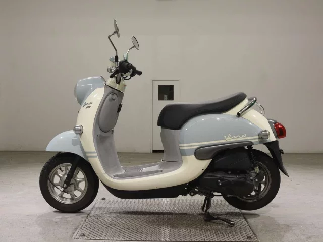 Yamaha VINO-4