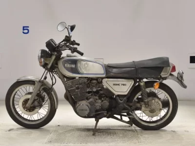 Yamaha GX750