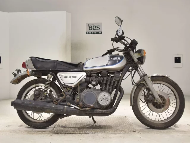 Yamaha GX750