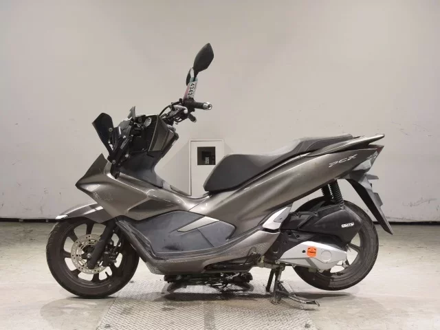 Honda PCX125-3