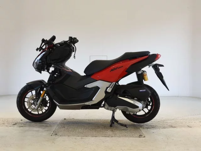 Honda ADV160