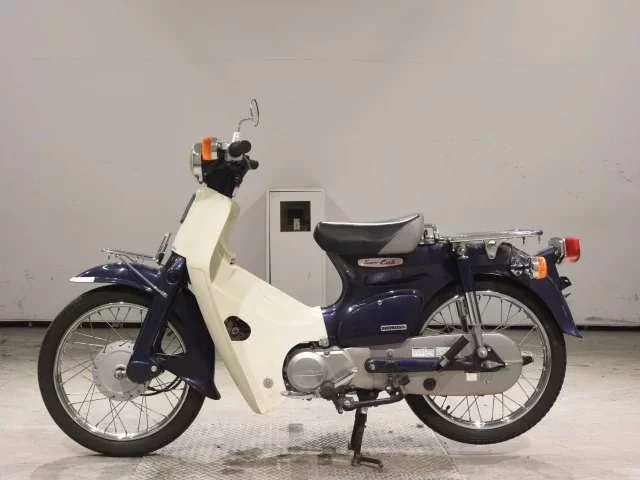 Honda C90