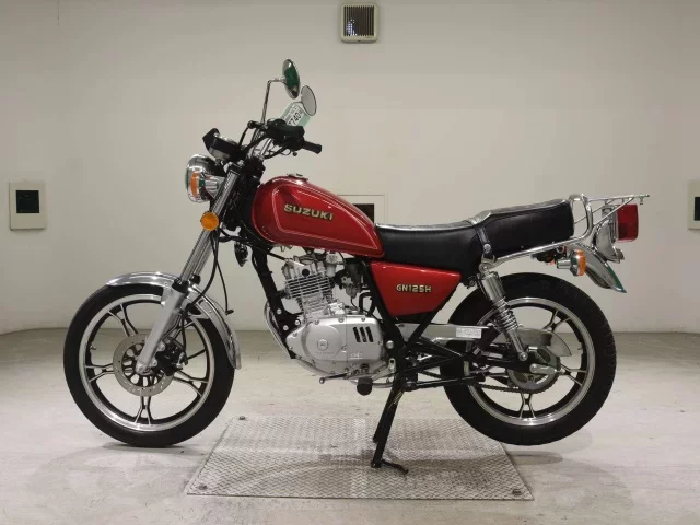 Suzuki GN125H