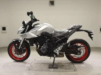Suzuki GSX-8S