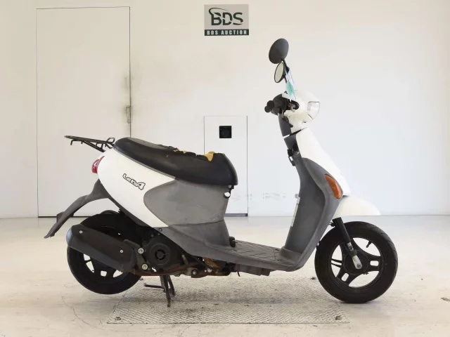 Suzuki LET S4
