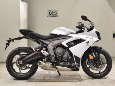 Triumph TRIUMPH DAYTONA 660