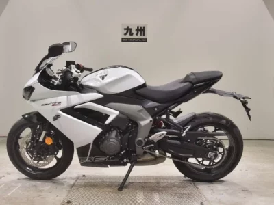 Triumph TRIUMPH DAYTONA 660