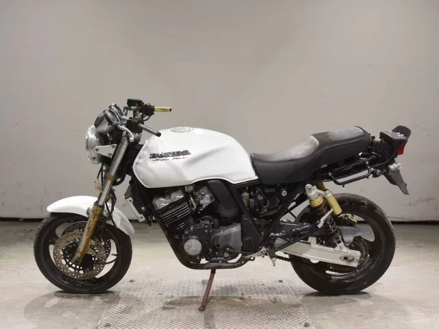 Honda CB400SF SHO LOUIS NOT EQUIPPED