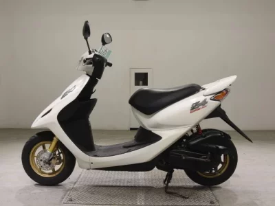 Honda DIO Z4