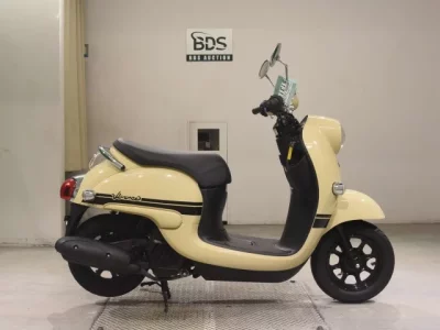 Yamaha VINO-4