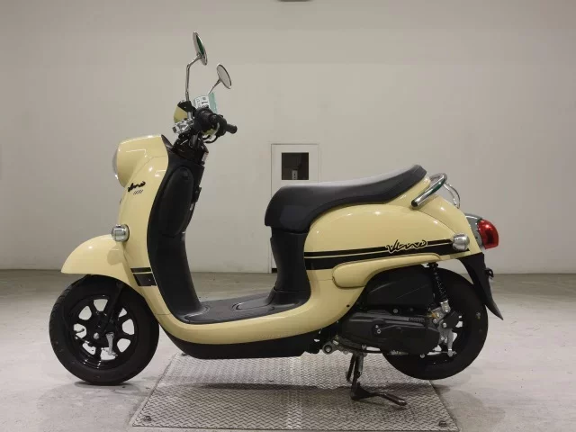 Yamaha VINO-4