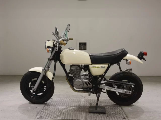 Honda APE50