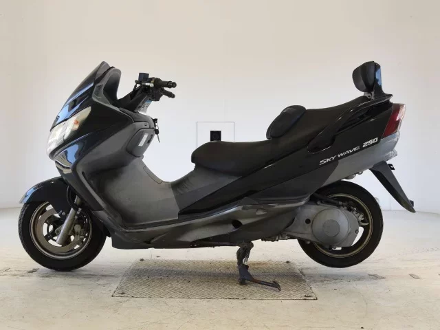 Suzuki SKYWAVE 250-2