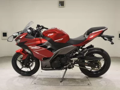 Kawasaki NINJA250-2