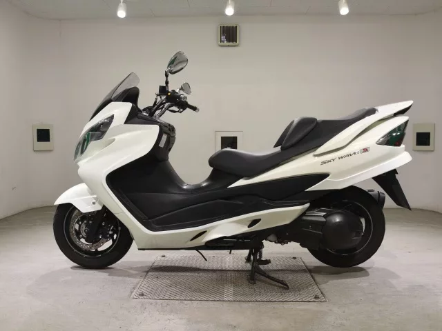 Suzuki SKYWAVE 400S-3