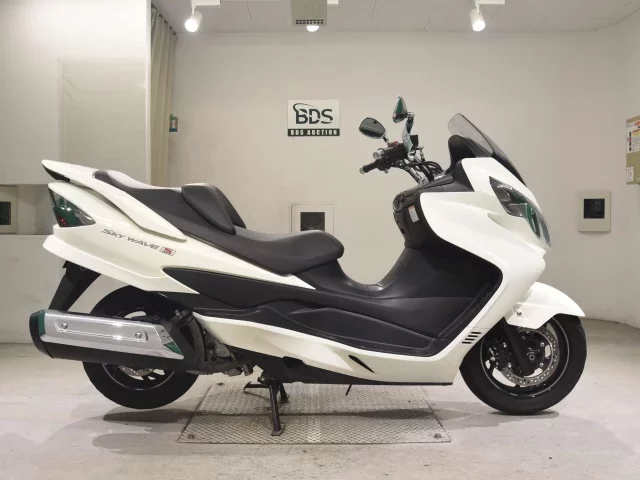 Suzuki SKYWAVE 400S-3