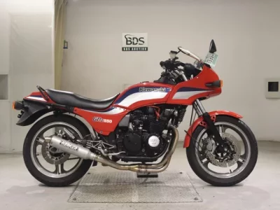 Kawasaki GPZ550