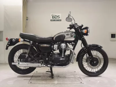 Kawasaki W800