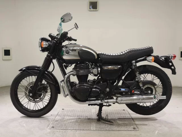 Kawasaki W800