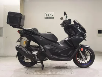 Honda ADV160