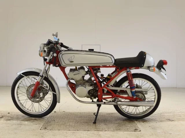Honda DREAM50