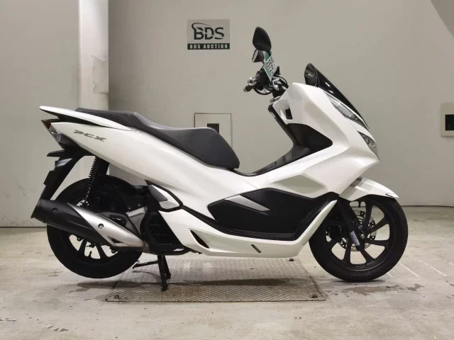 Honda PCX125-3