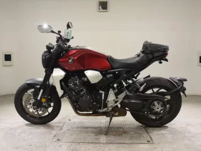 Honda CB1000R-2
