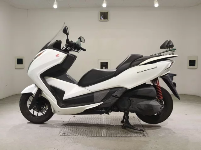 Honda FORZA