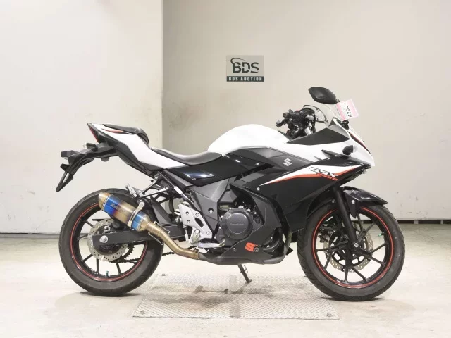 Suzuki GSX250R