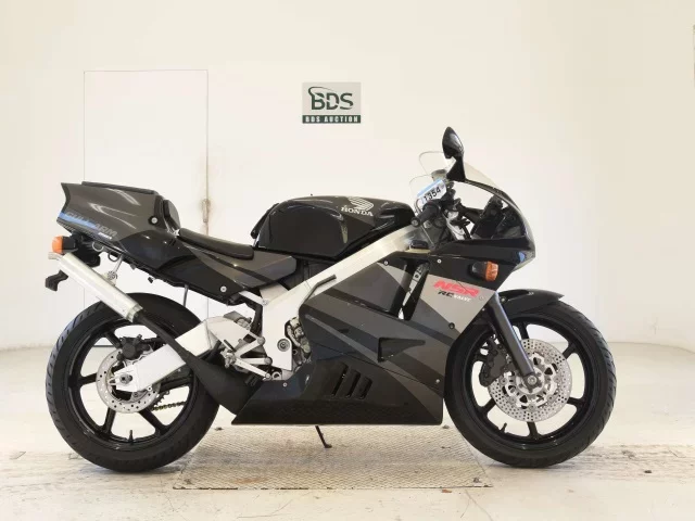 Honda NSR250R-4