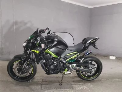 Kawasaki Z900