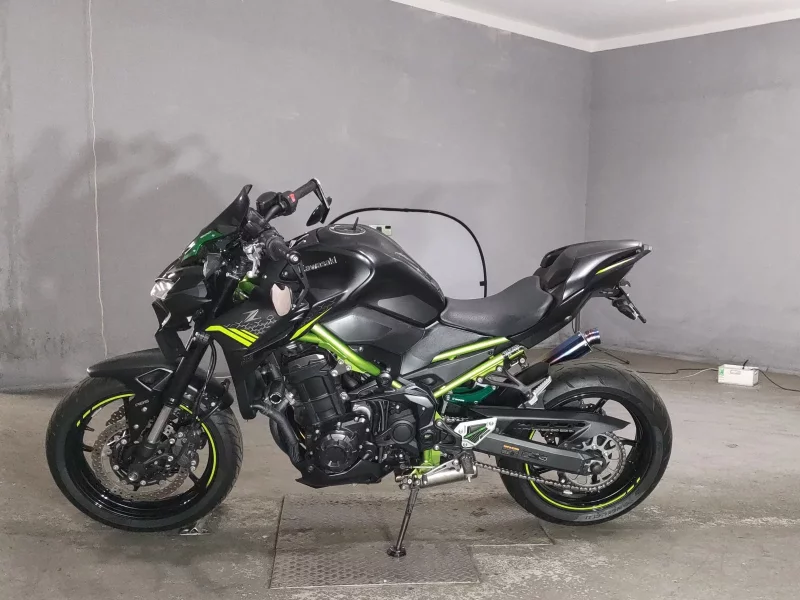 Kawasaki Z900