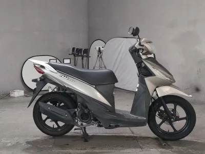 Suzuki ADDRESS V110