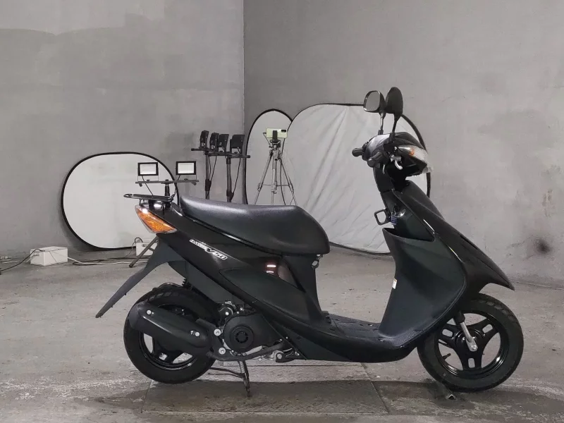 Suzuki ADDRESS V50