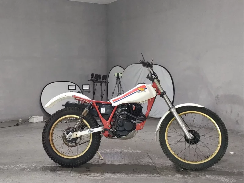 Honda TLR200