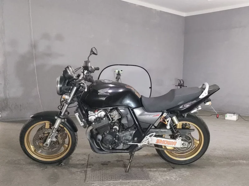 Honda CB400SFV-3