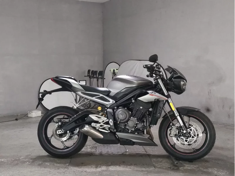 Triumph TRIUMPH STREET TRIPLE RS