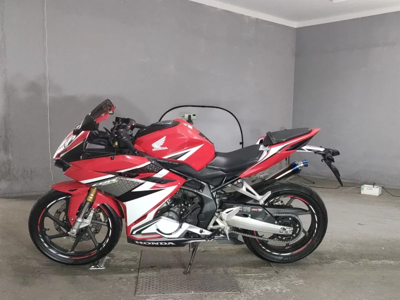 Honda CBR250RR