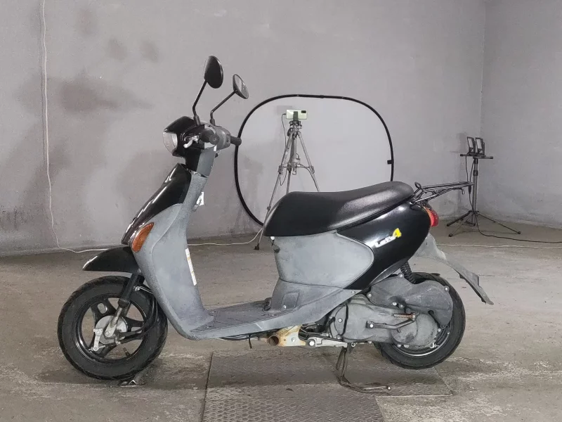 Suzuki LET S4