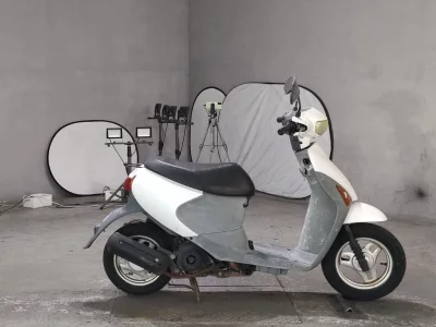 Suzuki LET S4