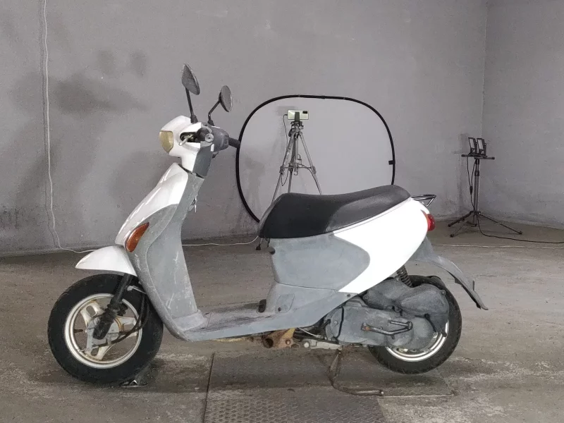 Suzuki LET S4