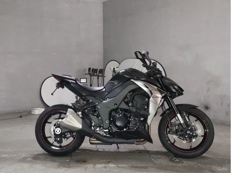 Kawasaki Z1000