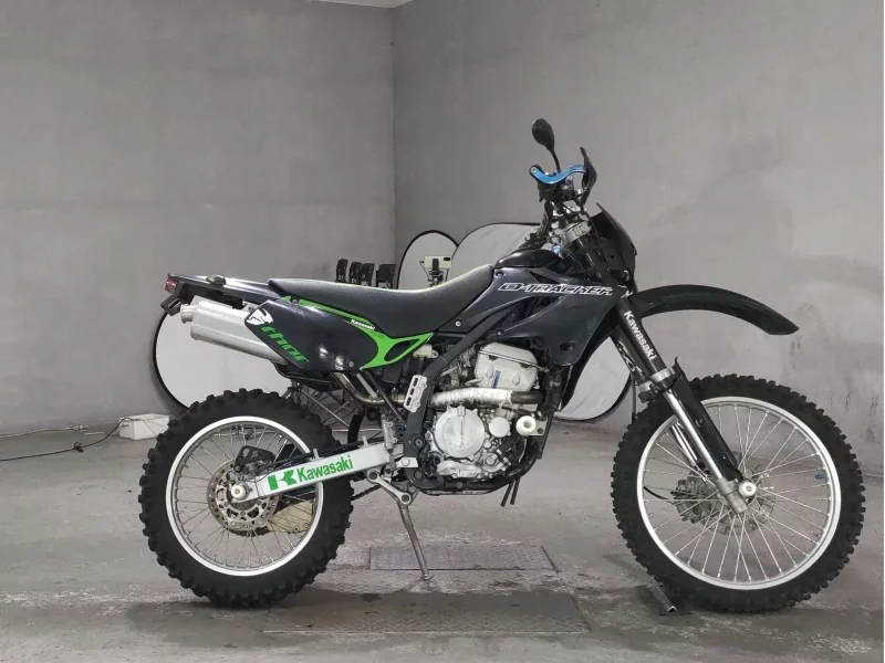 Kawasaki D-TRACKER