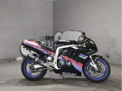 Suzuki GSX-R400R