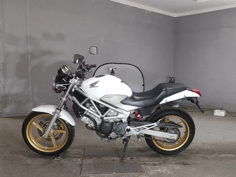 Honda VTR250