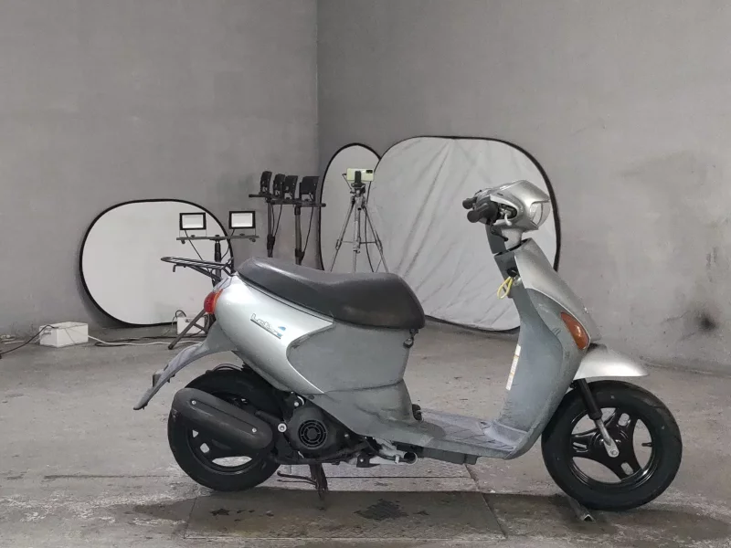 Suzuki LET S4