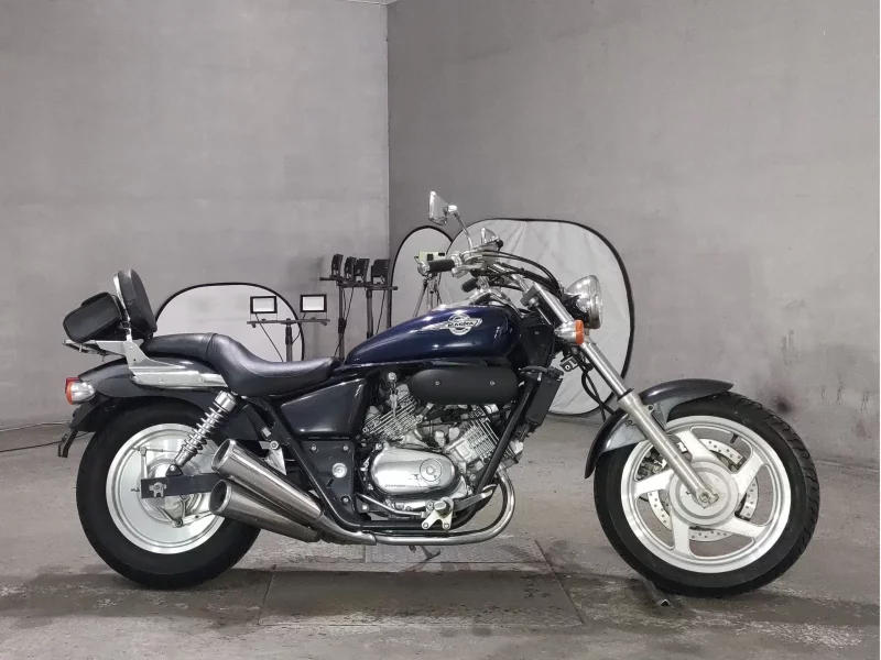 Honda MAGNA 250