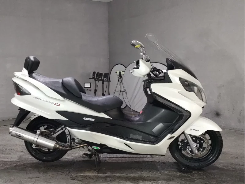 Suzuki SKYWAVE 250M