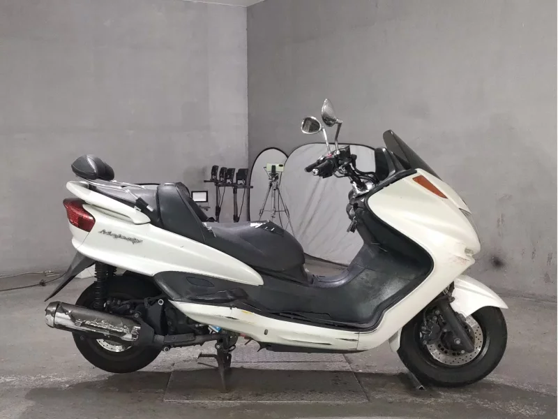 Yamaha MAJESTY 250C